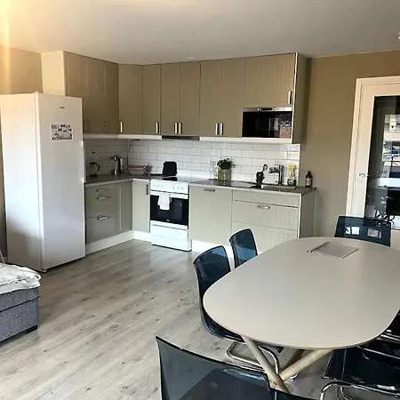 4br Apt In Center: Family-friendly, Free Parking Oslo